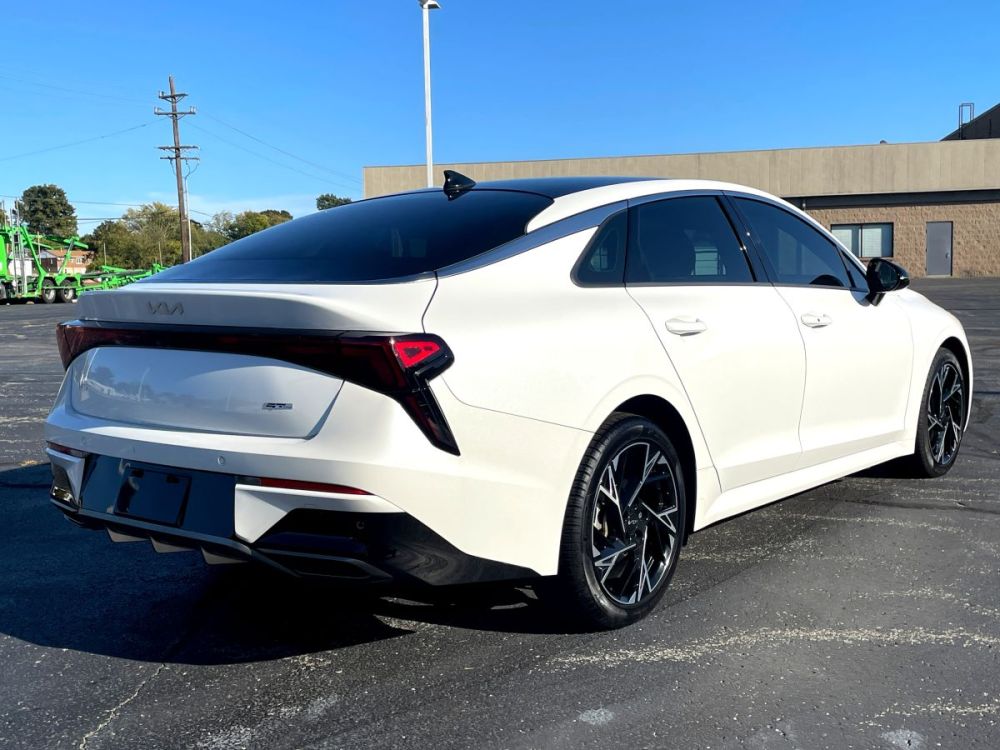 2025 Kia K5 - photo 6