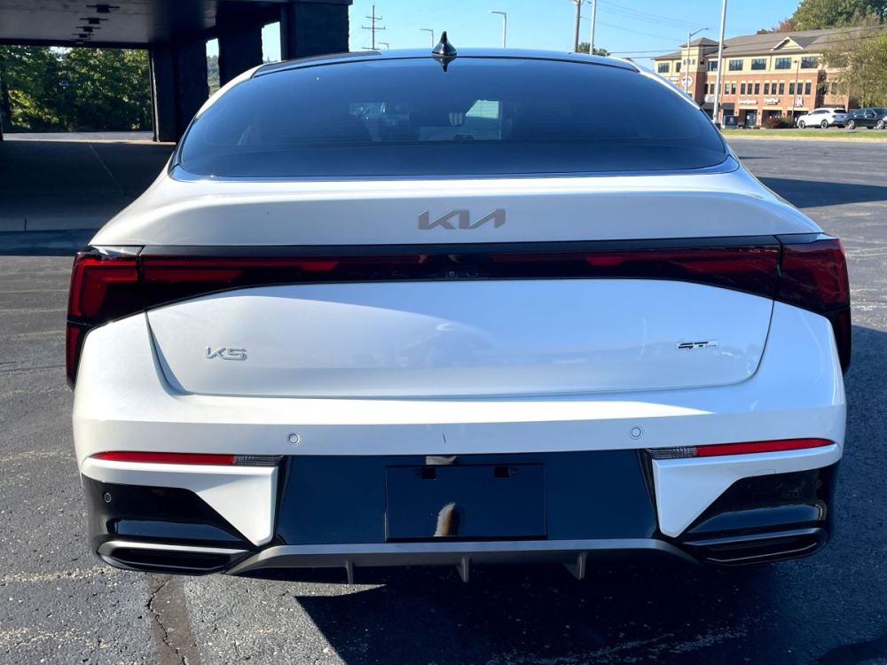 2025 Kia K5 - photo 8