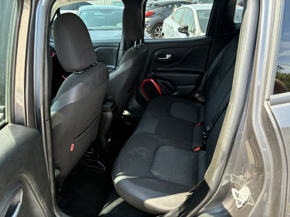 2017 Jeep RENEGADE - photo 5