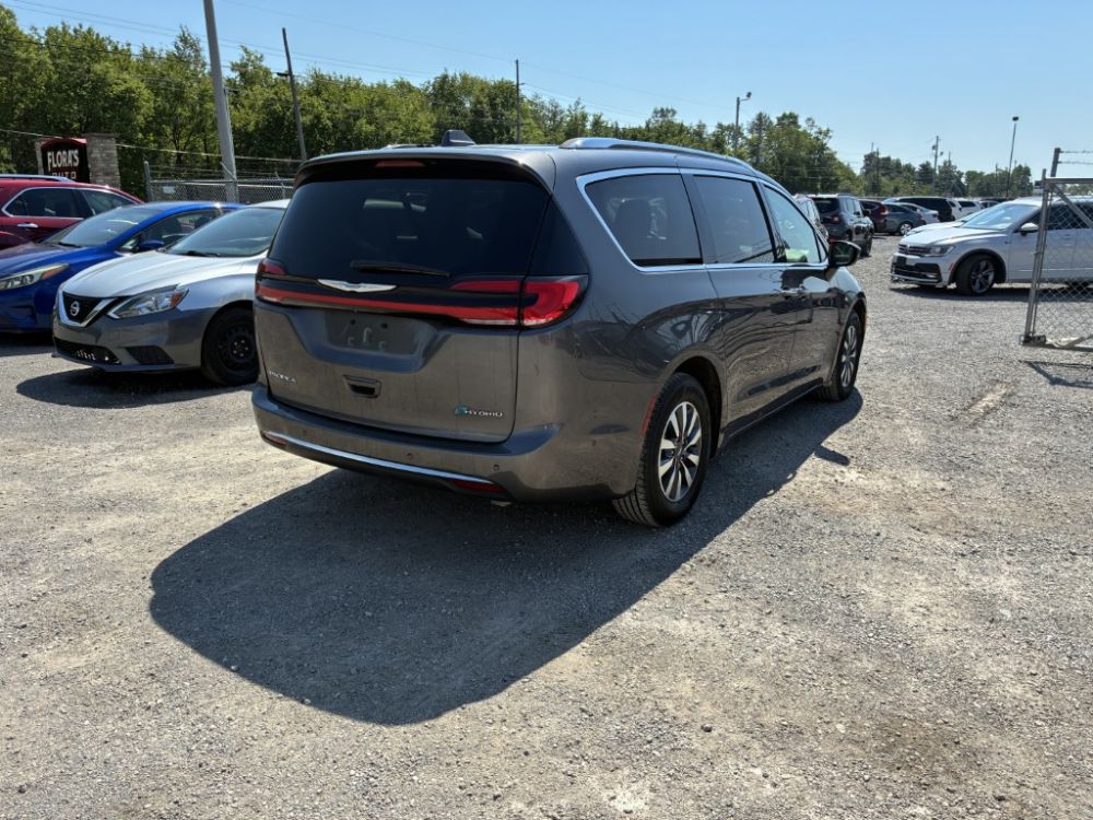 2021 Chrysler PACIFICA - photo 3