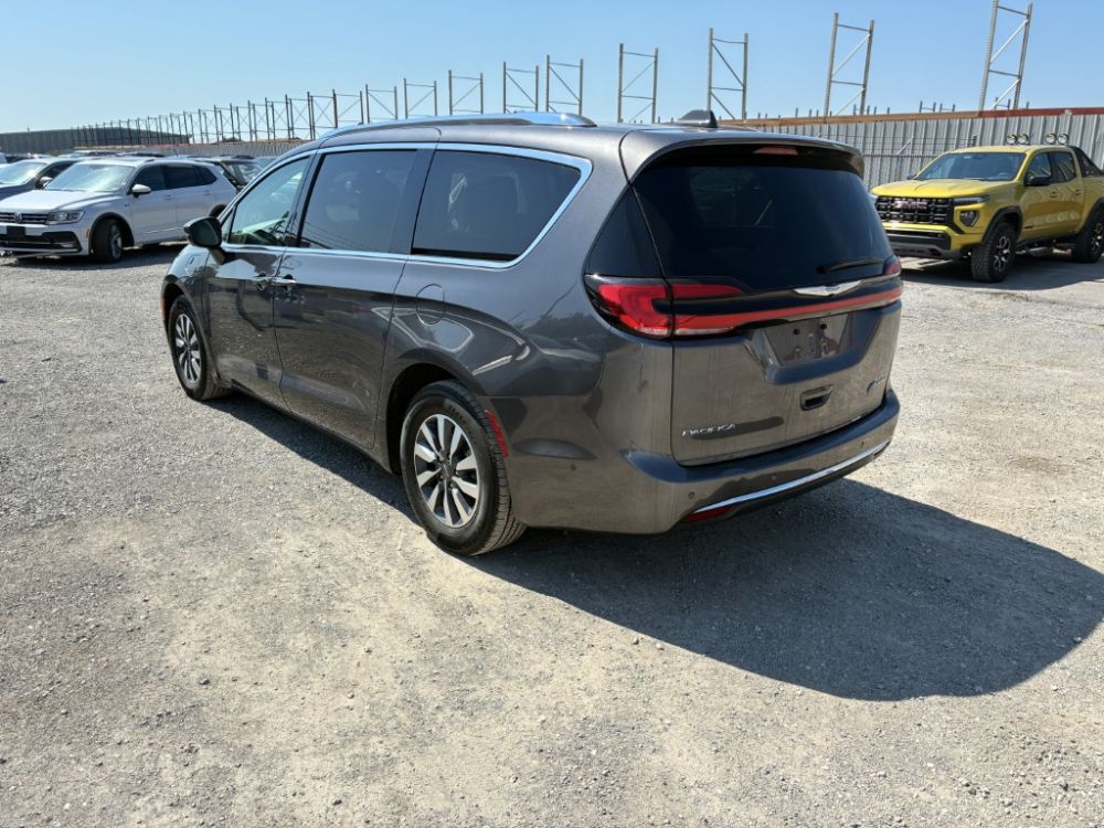 2021 Chrysler PACIFICA - photo 4