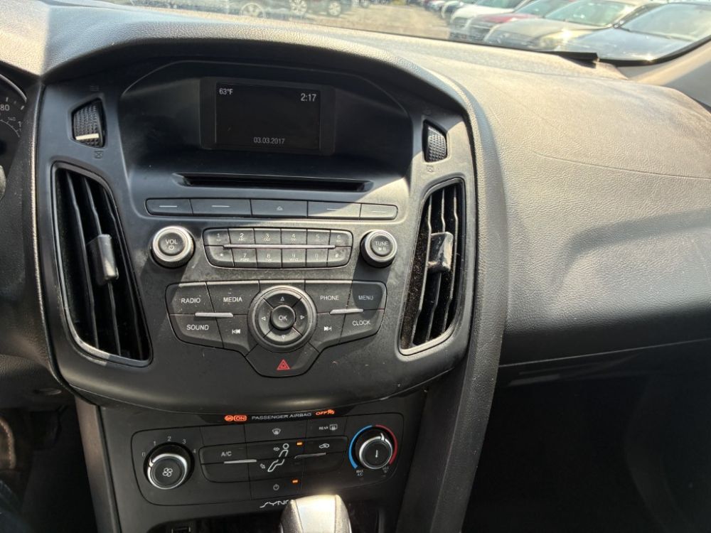 2016 Ford FOCUS - photo 7