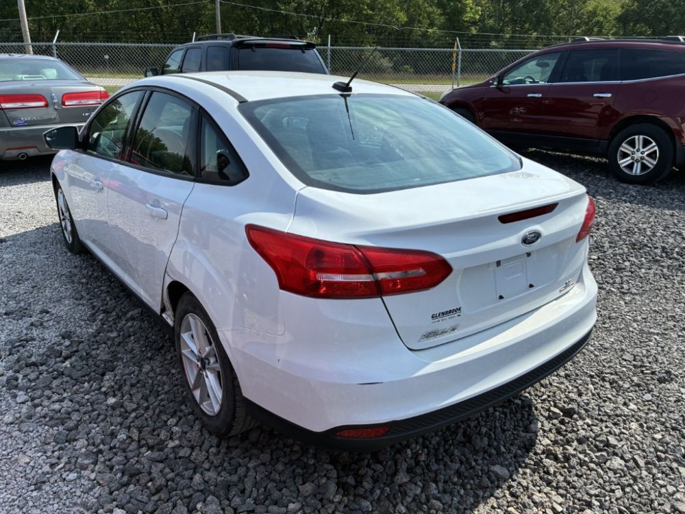2015 Ford FOCUS - photo 3