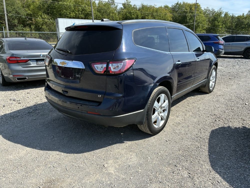 2017 Chevrolet TRAVERSE - photo 3