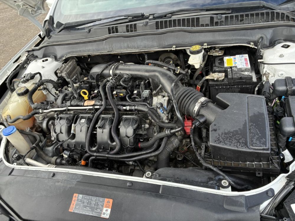 2020 Ford FUSION - photo 10