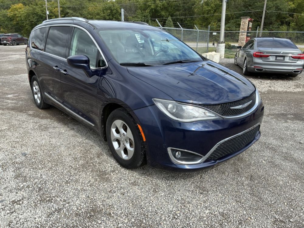 2017 Chrysler PACIFICA - photo 1