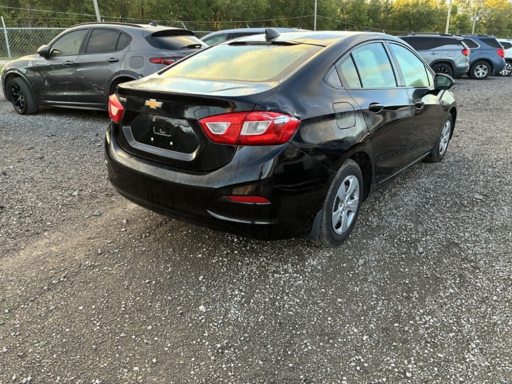 2017 Chevrolet CRUZE - photo 4