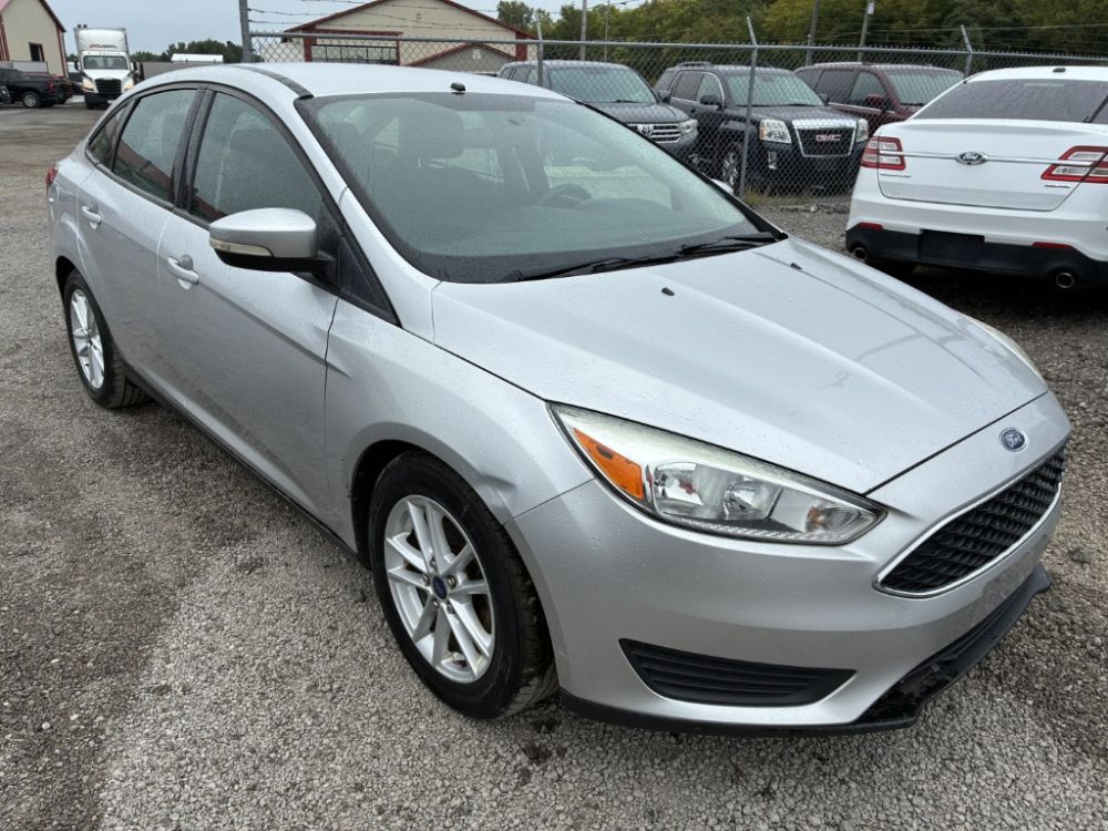 2015 Ford FOCUS - photo 2