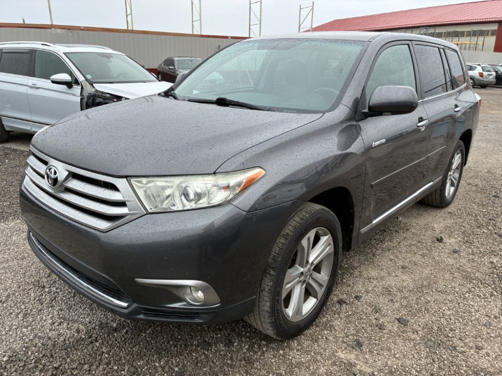 2013 Toyota HIGHLANDER - photo 1