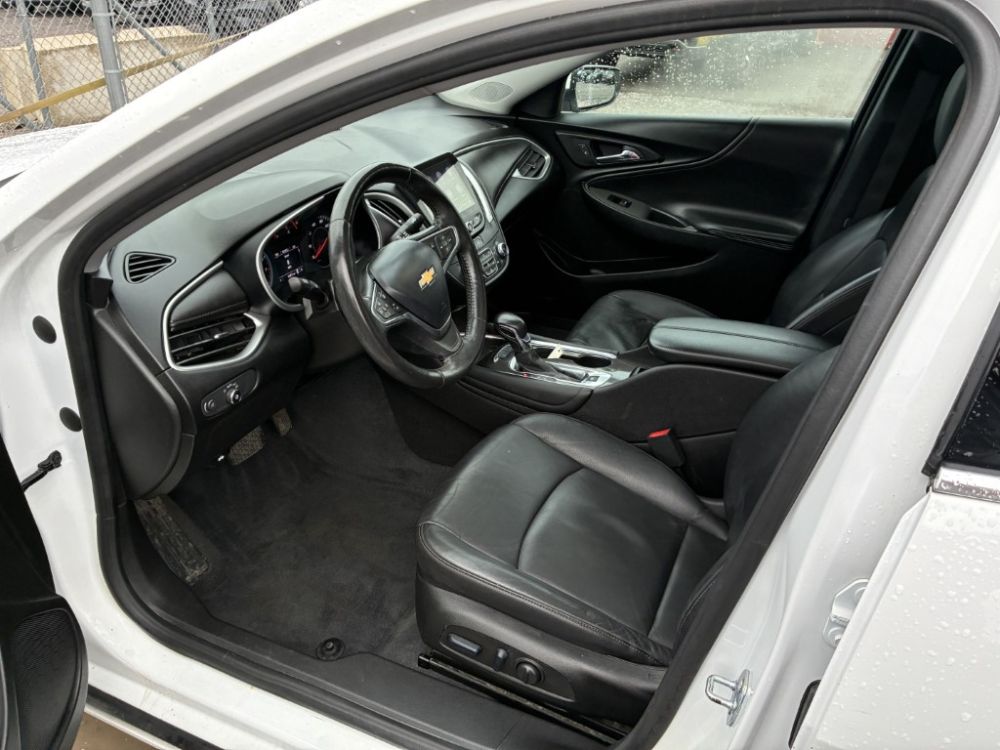 2022 Chevrolet MALIBU - photo 8