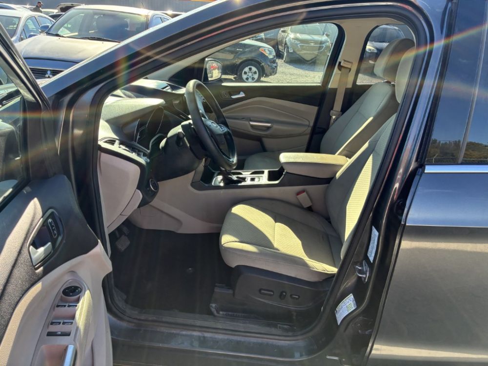 2017 Ford ESCAPE - photo 5
