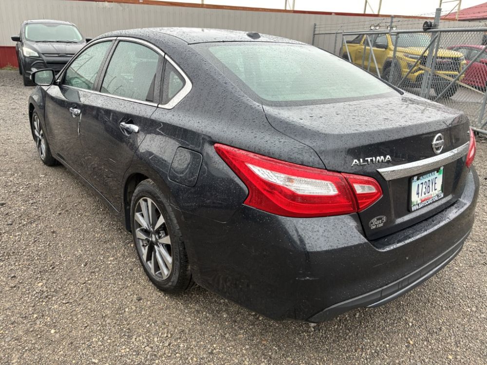 2017 Nissan ALTIMA - photo 4