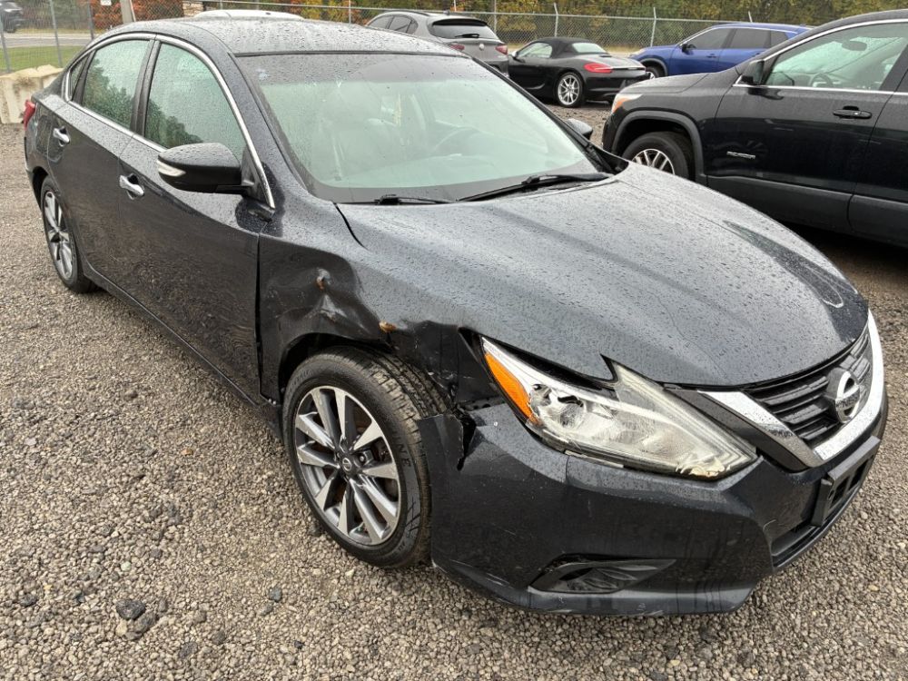 2017 Nissan ALTIMA - photo 2