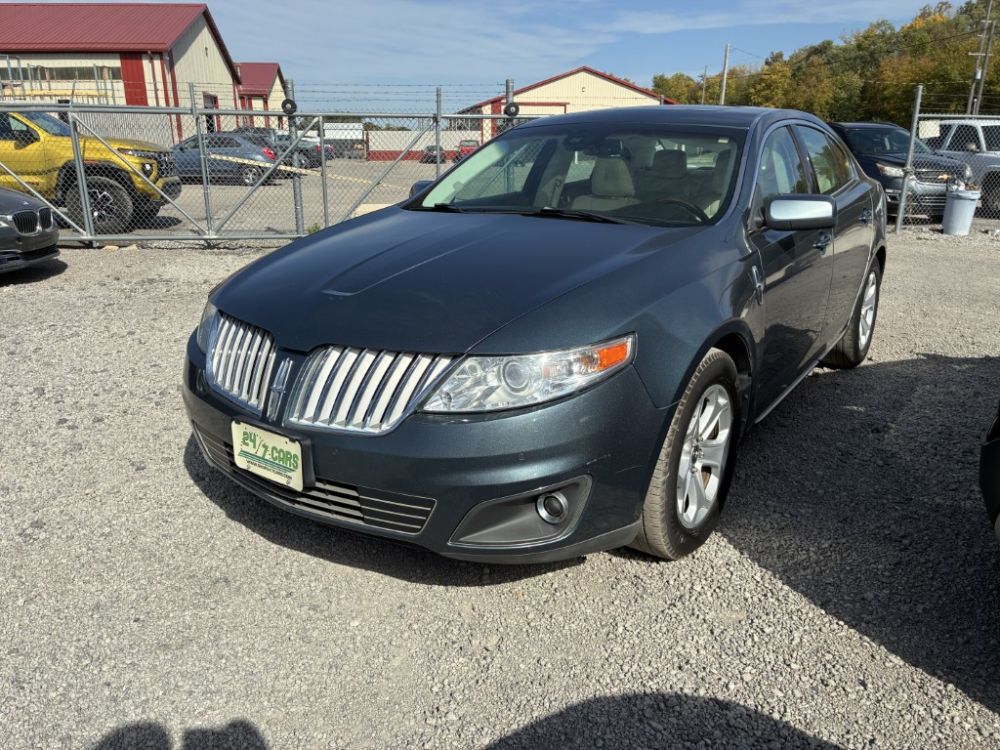 2010 Lincoln MKS - photo 1