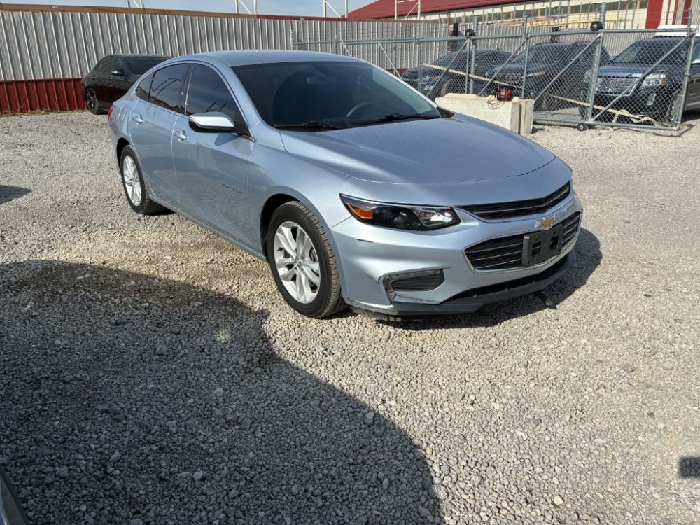 2017 Chevrolet MALIBU - photo 2