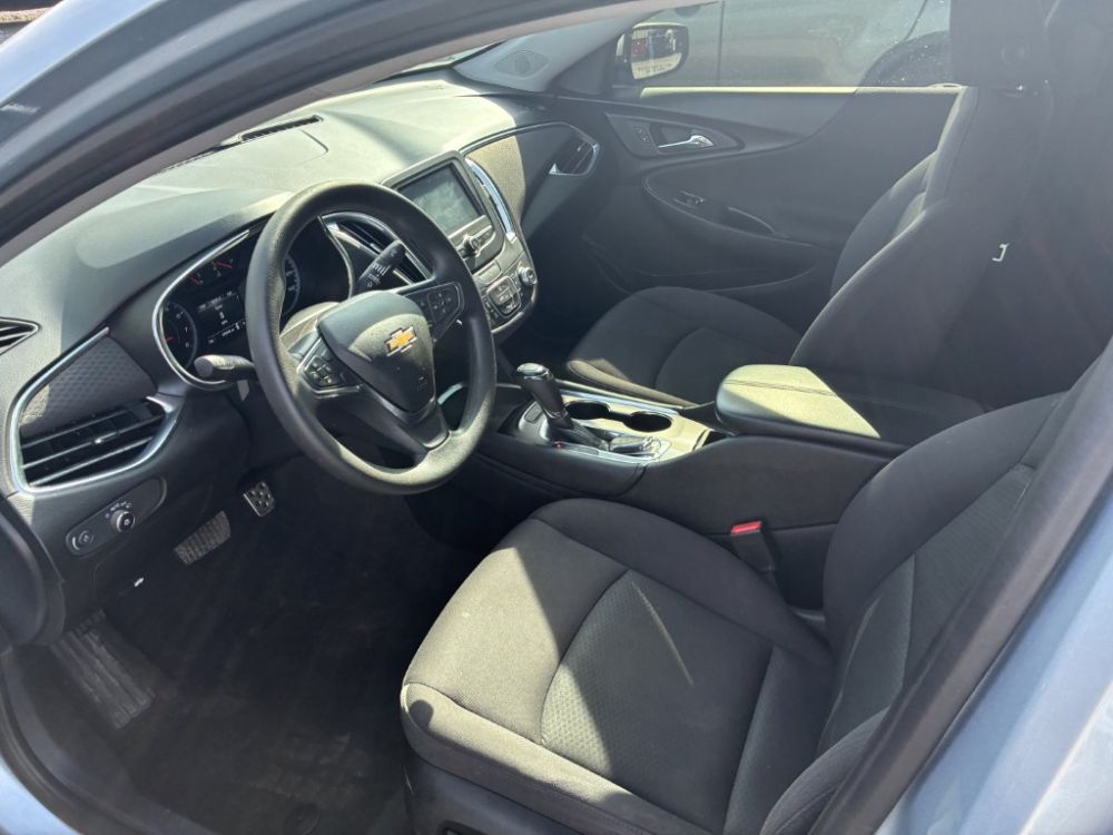 2017 Chevrolet MALIBU - photo 9