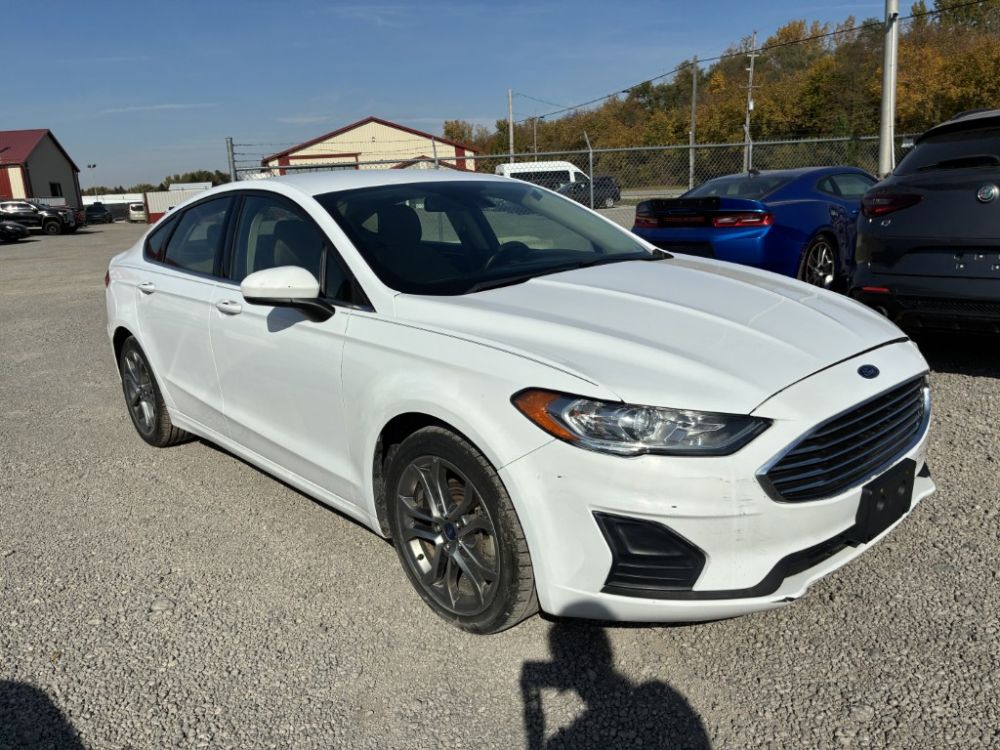 2019 Ford FUSION - photo 2