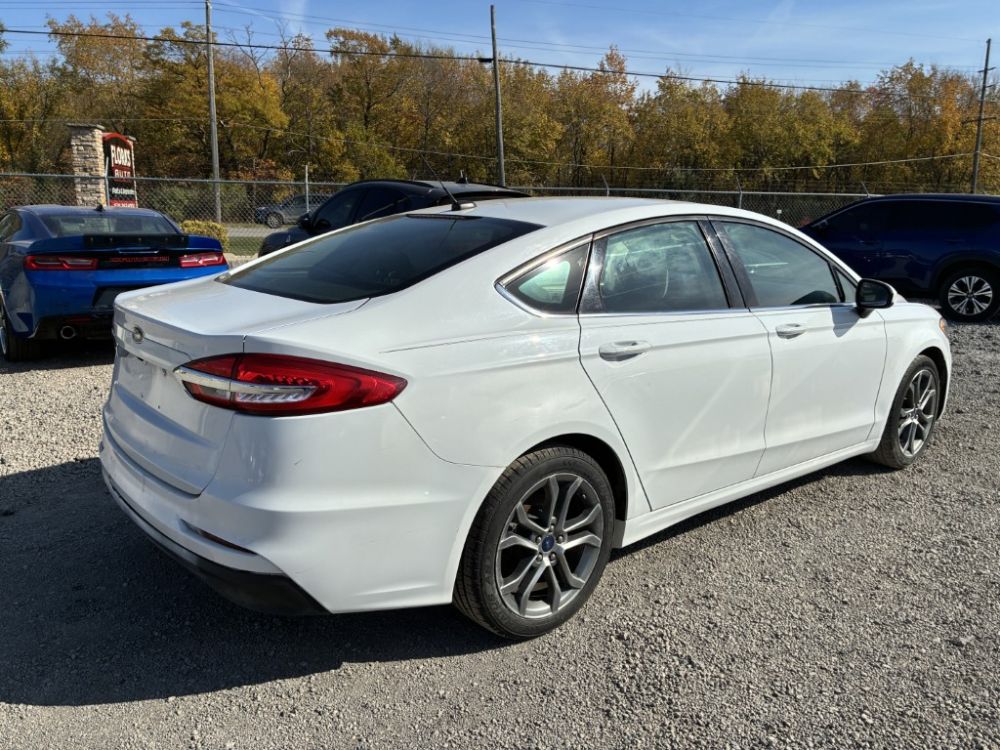 2019 Ford FUSION - photo 4