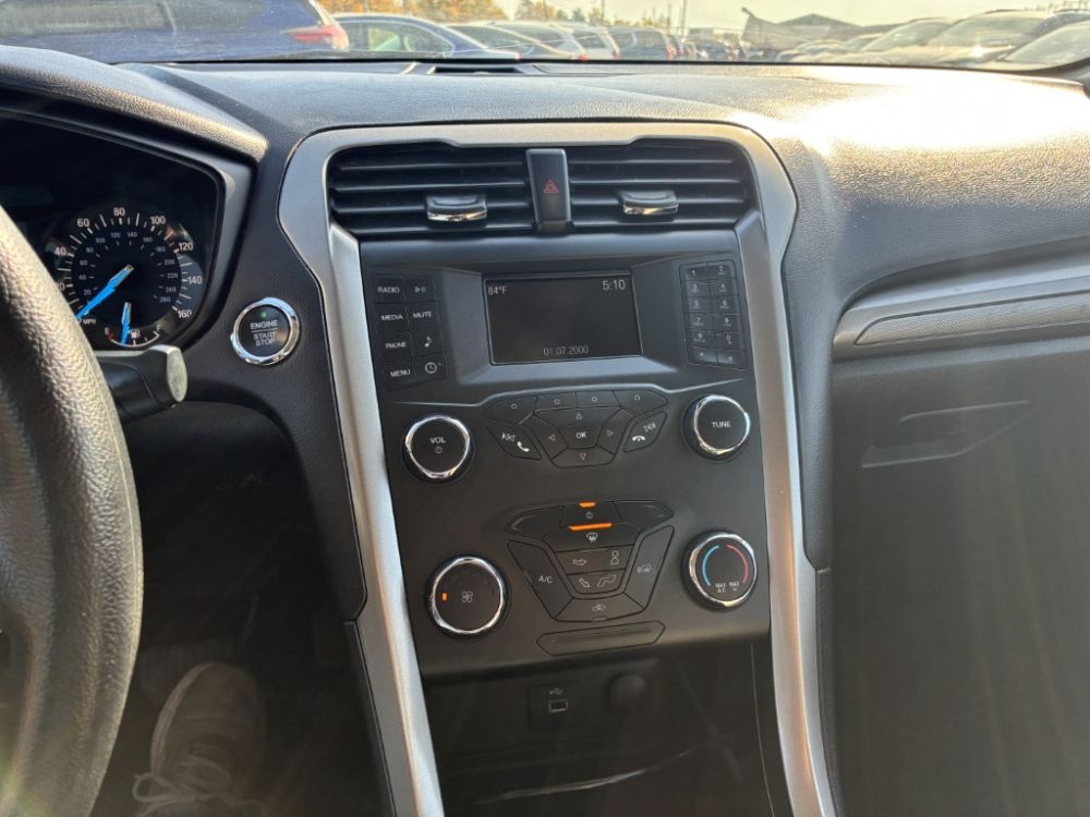 2019 Ford FUSION - photo 8
