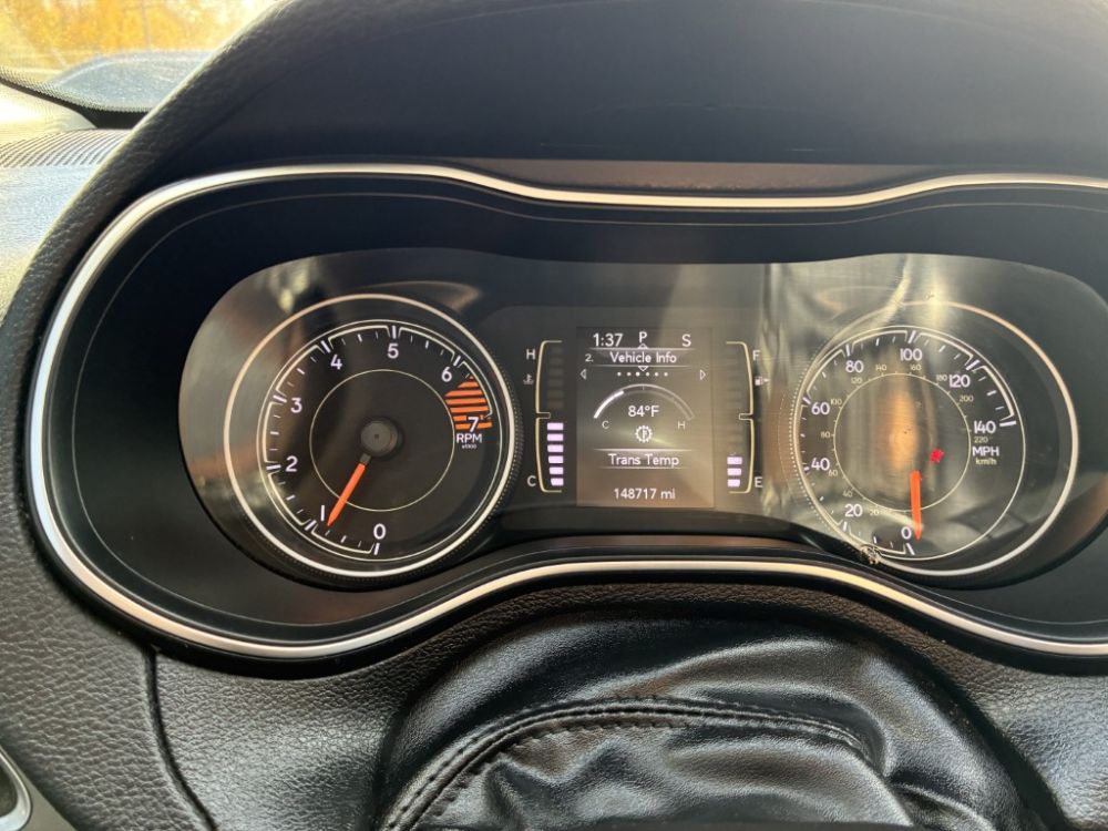 2019 Jeep CHEROKEE - photo 7