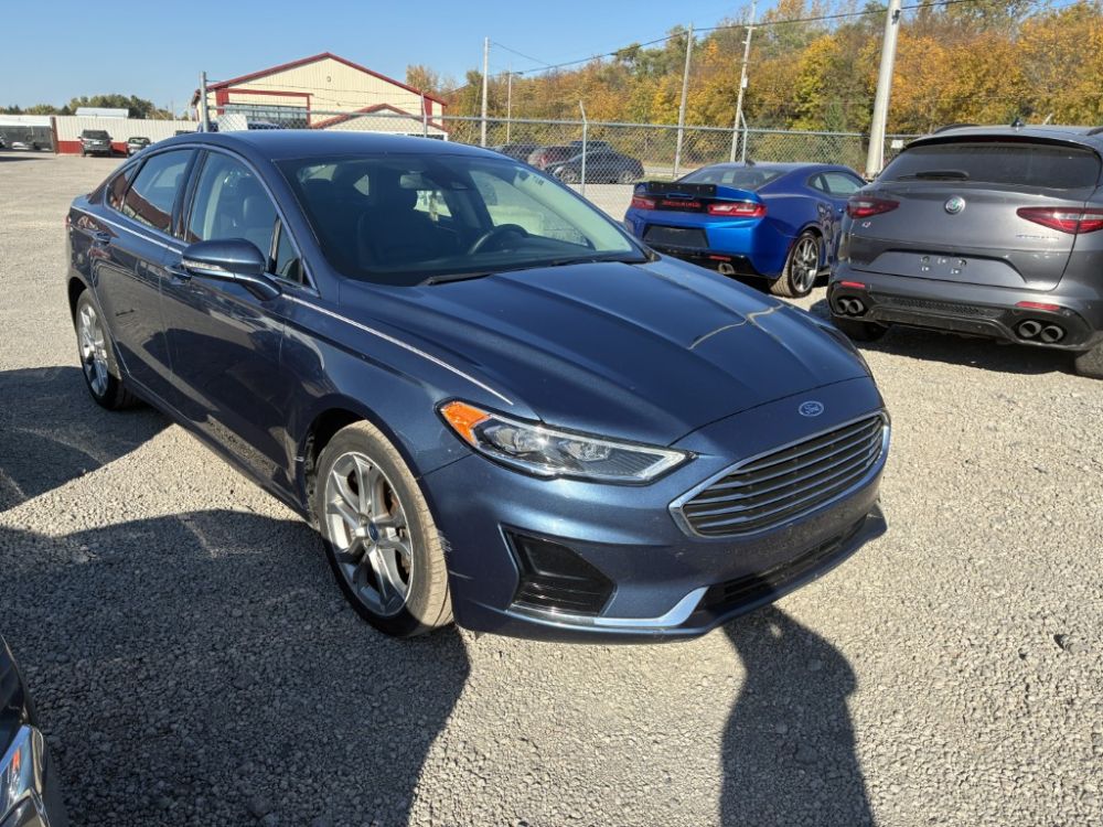 2019 Ford FUSION - photo 2