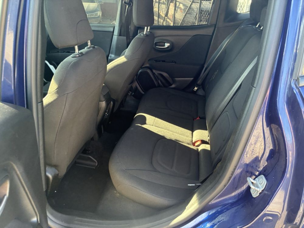 2020 Jeep RENEGADE - photo 9