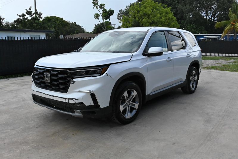 2025 Honda Pilot - photo 2