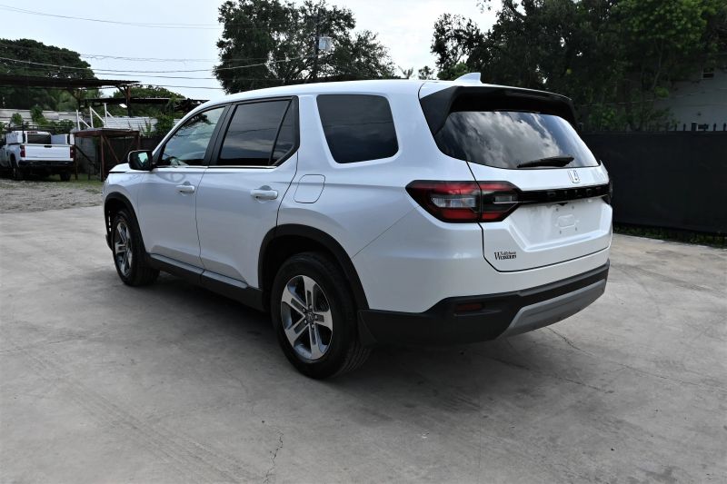 2025 Honda Pilot - photo 3