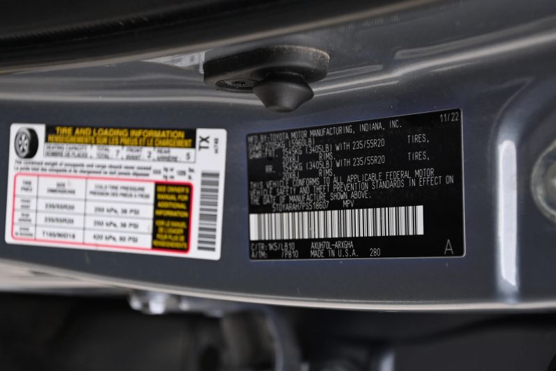 2023 Toyota Highlander Hybrid - photo 18