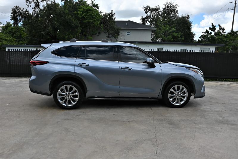 2023 Toyota Highlander Hybrid - photo 5