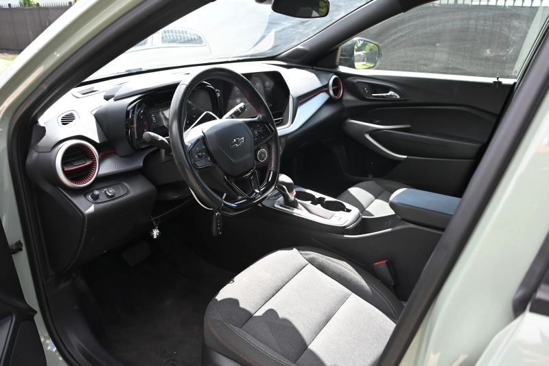 2024 Chevrolet Trax - photo 14