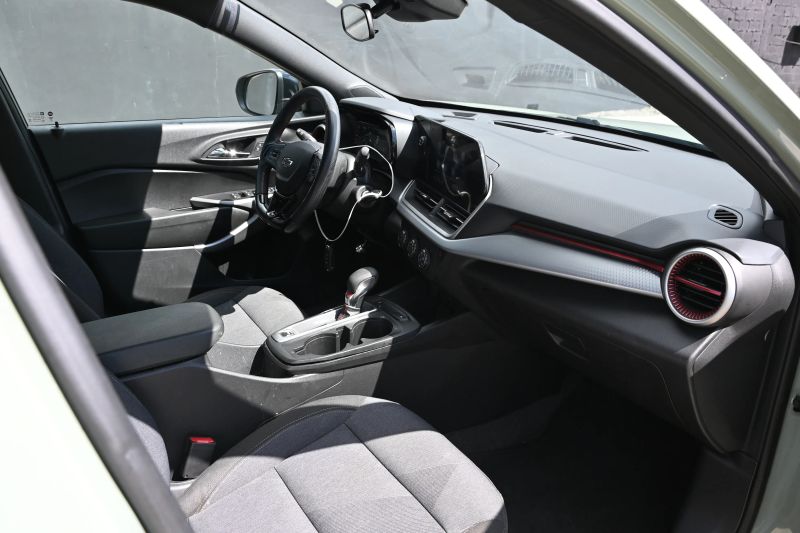 2024 Chevrolet Trax - photo 17