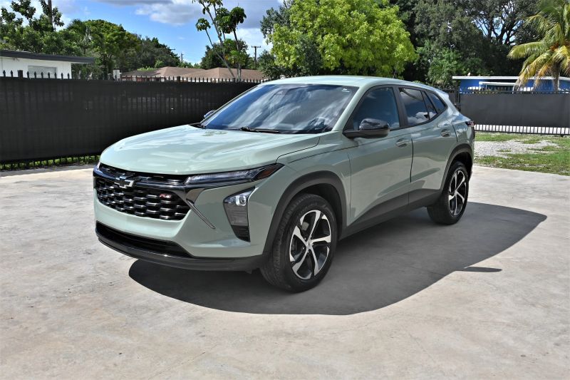 2024 Chevrolet Trax - photo 3