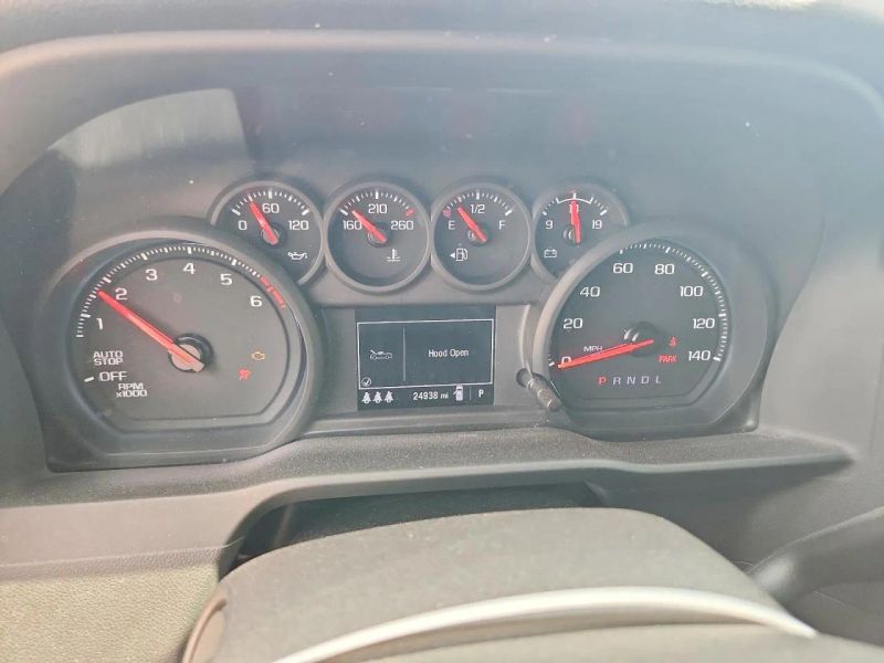 2025 Chevrolet Silverado 1500 Crew Cab - photo 9