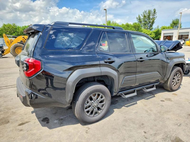 2026 Toyota 4Runner - photo 4