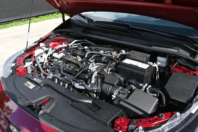 2025 Toyota Corolla - photo 15