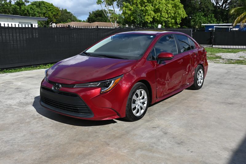 2025 Toyota Corolla - photo 3