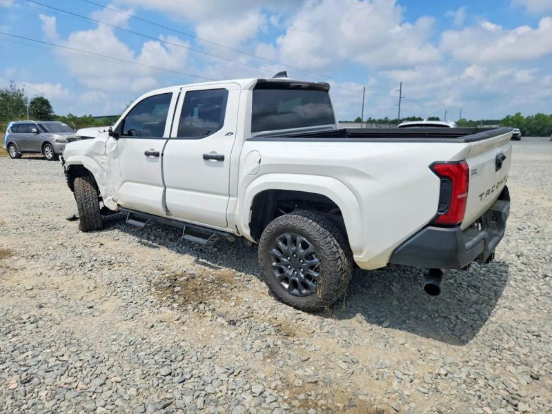 2025 Toyota Tacoma Double Cab - photo 4