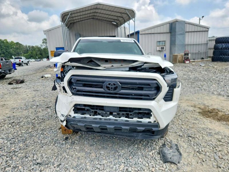 2025 Toyota Tacoma Double Cab - photo 5