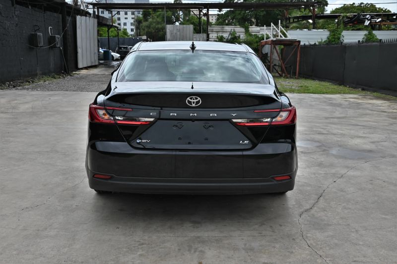 2026 Toyota Camry - photo 4