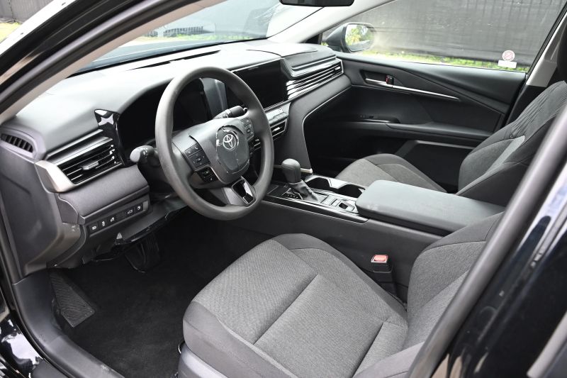 2026 Toyota Camry - photo 8