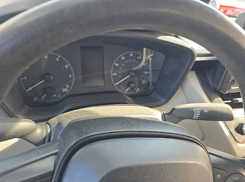 2025 Toyota Corolla Cross - photo 8