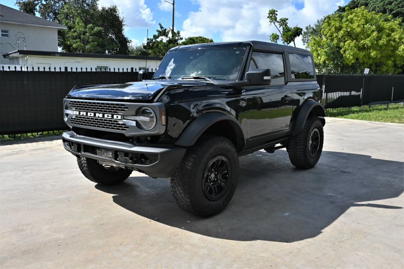 2023 Ford Bronco - photo 2