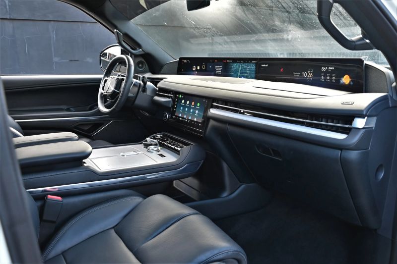 2025 Lincoln Navigator - photo 21