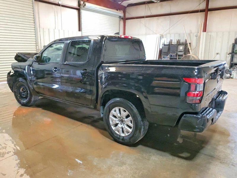 2022 Nissan Frontier Crew Cab - photo 1