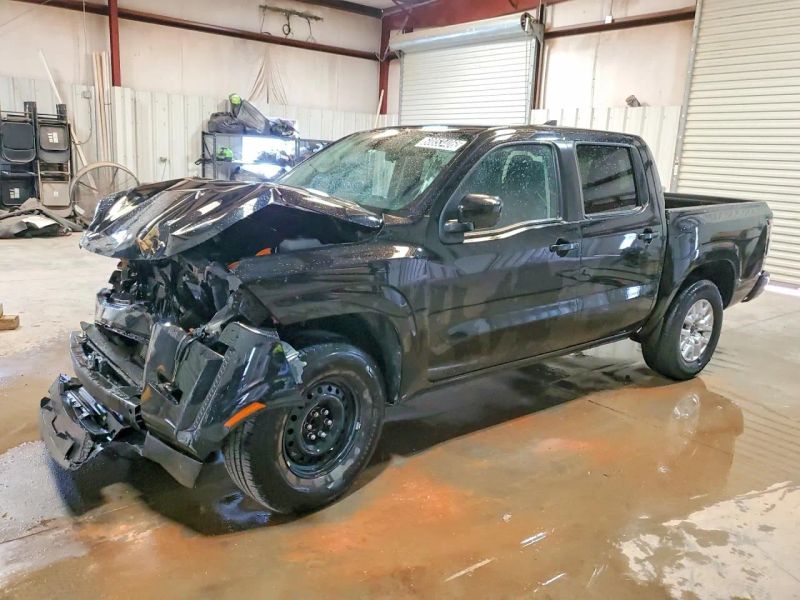 2022 Nissan Frontier Crew Cab - photo 3
