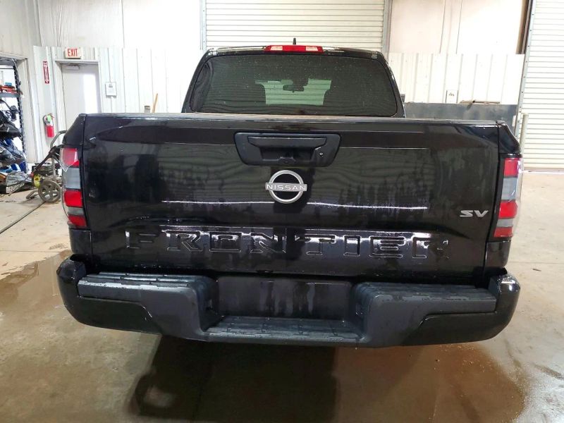 2022 Nissan Frontier Crew Cab - photo 6