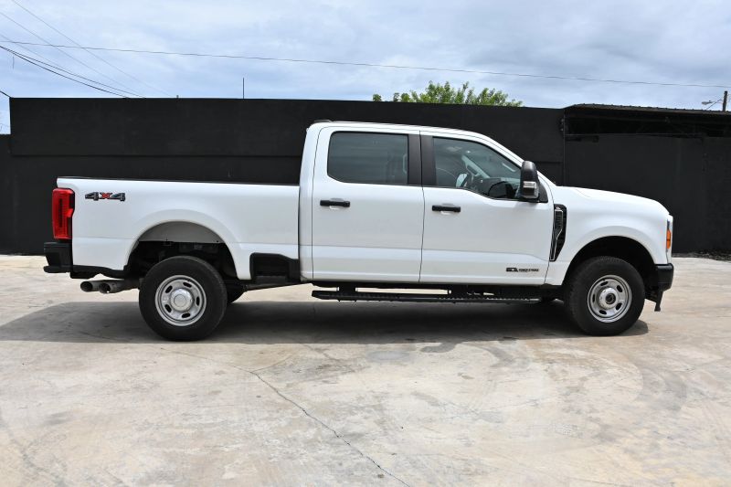 2023 Ford F250 Super Duty Crew Cab - photo 7