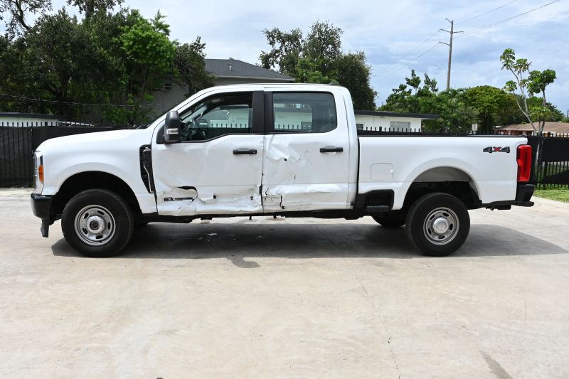 2023 Ford F250 Super Duty Crew Cab - photo 8
