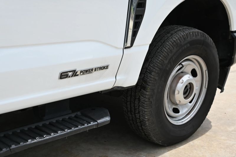 2023 Ford F250 Super Duty Crew Cab - photo 9